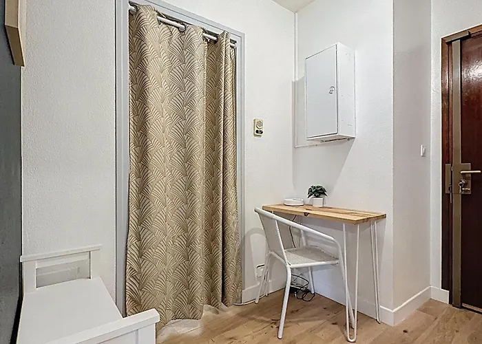 Le Gustave 4pers-centre Ville-5min De La Gare Апартаменты *